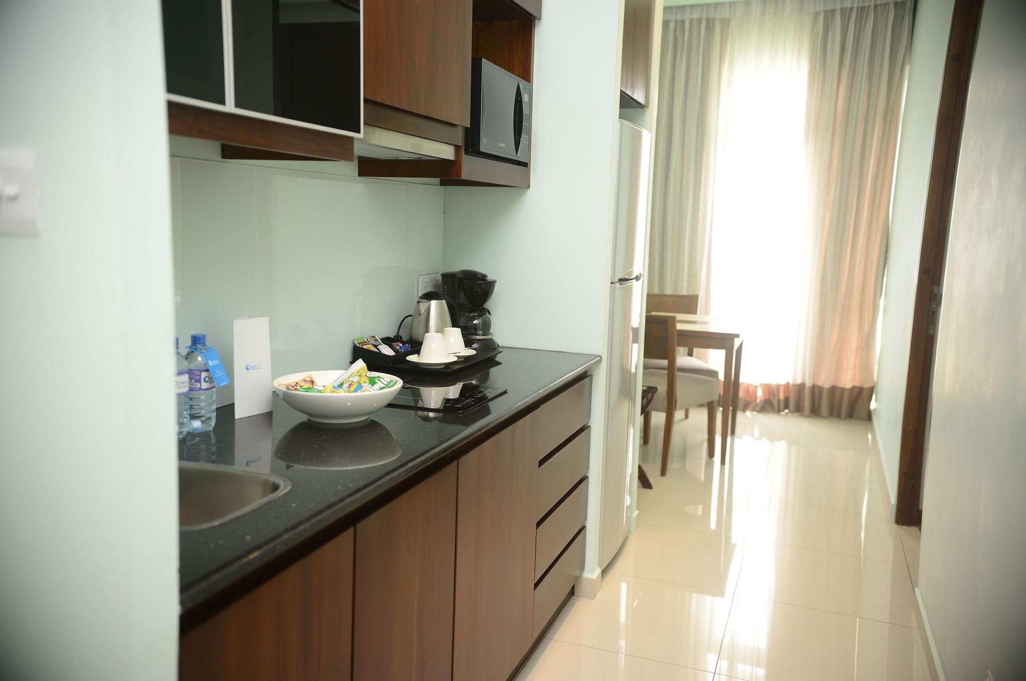 Ocean Edge Suites & Hotel Colombo Exterior foto
